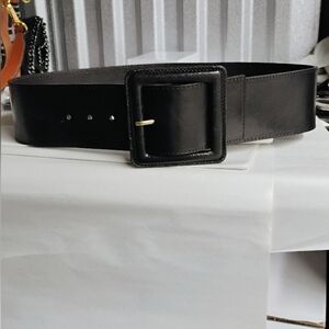 Zara Black Leather Belt With Lined Buckle